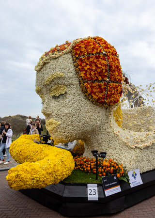 Noordwijk, Netherlands - April 22, 2023: Spectacular flower covered floats in the Bloemencorso Bollenstreek the annual spring flower parade from Noordwijk to Haarlem in the Netherlands.のeditorial素材