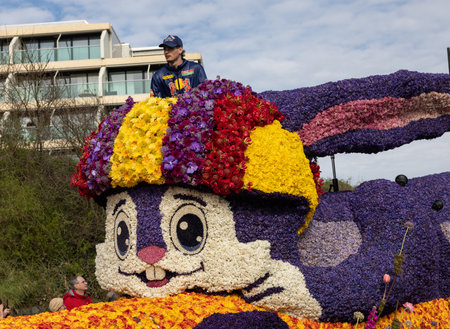 Noordwijk, Netherlands - April 22, 2023: Spectacular flower covered floats in the Bloemencorso Bollenstreek the annual spring flower parade from Noordwijk to Haarlem in the Netherlands.のeditorial素材