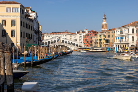Venice, Italy - Semtember 6 2022: Rialto Bridge and Grand Canal in Veniceのeditorial素材