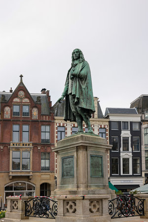 The Hague, Netherlands - April 17, 2023: The statue of Johan de Witt at De Plaats in The Hague. Netherlandsのeditorial素材