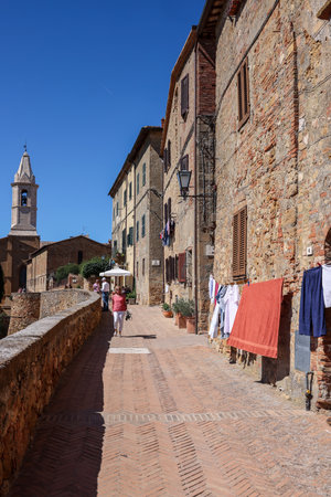 Pienza, Italy - Sept 12, 2022: Pienza, a tiny village in the Tuscany, known as the ideal city of the Renaissance and a capital of pecorino cheese. UNESCO World Heritage Site.のeditorial素材