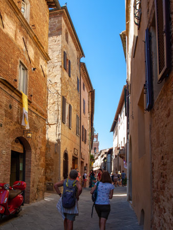Pienza, Italy - Sept 12, 2022: Pienza, a tiny village in the Tuscany, known as the ideal city of the Renaissance and a capital of pecorino cheese. UNESCO World Heritage Site.のeditorial素材