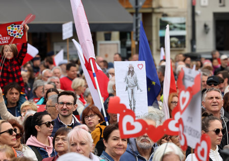 Cracow, Poland - October 1, 2023: Million Hearts March in Krakow. Crowds of Poles march through the streets of Krakow protesting against PiS's ruleのeditorial素材