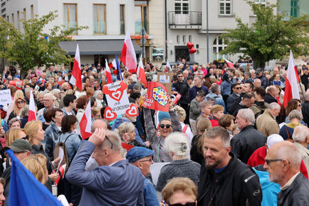 Cracow, Poland - October 1, 2023: Million Hearts March in Krakow. Crowds of Poles march through the streets of Krakow protesting against PiS's ruleのeditorial素材