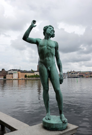 Stockholm, Sweden - July 25, 2023: Song statue sculpture in the gardens of the City Hall, Stadshuset of Stockholm. By Carl Eldhのeditorial素材