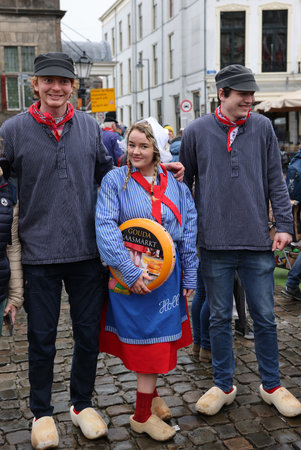 Gouda, the Nehterlands - April 20, 2023: The famous cheese market at the town hall in Gouda, the Nehterlandsのeditorial素材
