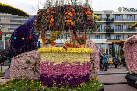 Noordwijk, Netherlands - April 22, 2023: Spectacular flower covered floats in the Bloemencorso Bollenstreek the annual spring flower parade from Noordwijk to Haarlem in the Netherlands.のeditorial素材