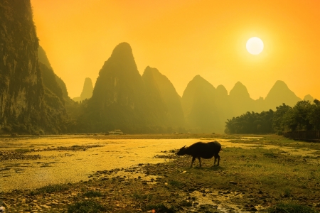 Sunset landscpae of yangshuo in guilin,chinaの写真素材