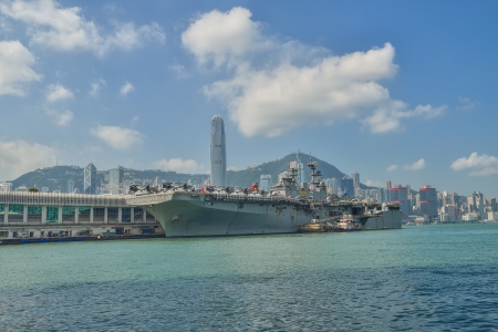 HONG KONG, CHINA - Sept 18:The U.S. amphibious assault ship USS Bonhomme Richard pulled in Hong Kong waters on Sept 18,2013 to get replenishment.Commi ssioned in 1998, the 40,500-ton vesselのeditorial素材