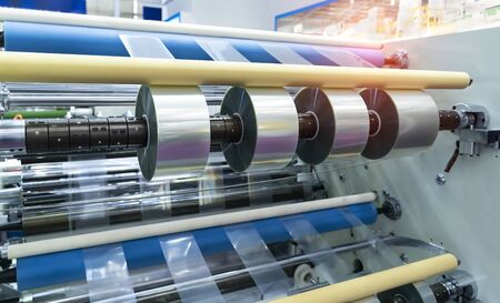 Laminating and rewinding kind of protective film machine with clamping rollers automatic edge banding