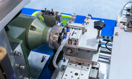automatic pneumatic input to robot handle grip handle