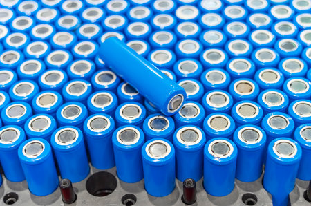 Lithium ion industrial high current batteries