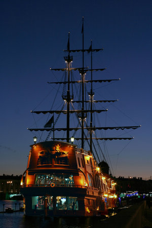 night ship