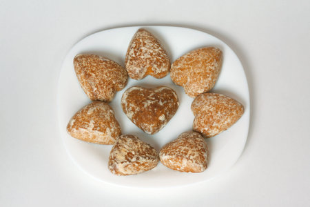 honey-cakes in the form of heart on a plateの写真素材