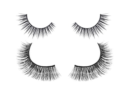 Black false eyelash isolated on white backgroundの写真素材