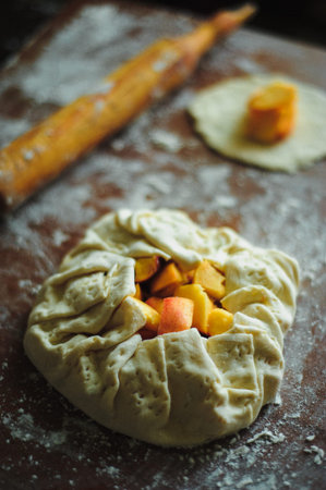 pie with peachesの写真素材