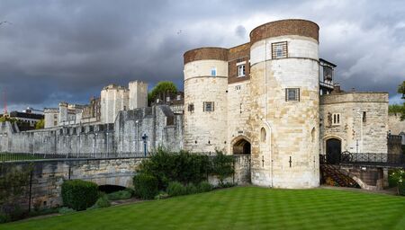 London  - September 06 2019: The iconic Tower of London with afternoon light and dark clouds in the background ,  London September 06,  2019のeditorial素材