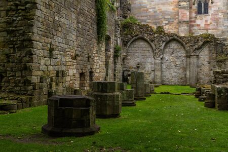 Culross, Scotland  - September 16 2019: Beautiful Abbey founded in 1217 by the Earl of Fife. Used today as the local parish church, as the runs are cared for by Historic Scotland, Fife, UK September 16,  2019のeditorial素材