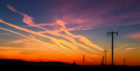 Sunrise on Rural Road in Salinas Valley, Californiaの写真素材