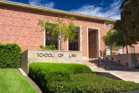 LOS ANGELES, CA/USA - OCTOBER 4, 2014: UCLA School of Law on the campus of UCLA. UCLA is a public research university located in the Westwood neighborhood of Los Angeles, California, United States.のeditorial素材