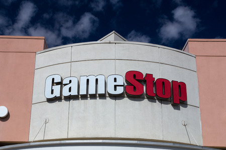PASADENA, CA/USA - OCTOBER 25, 2014: GameStop retail store exterior. GameStop Corporation is an American video game, consumer electronics, and wireless services retailer.のeditorial素材