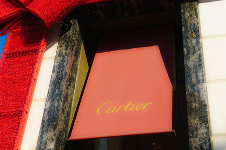 BEVERLY HILLS, CA/USA - JANUARY 3, 2015: Cartier retail store exterior. Cartier designs, manufactures, distributes and sells jewelery and watches.のeditorial素材