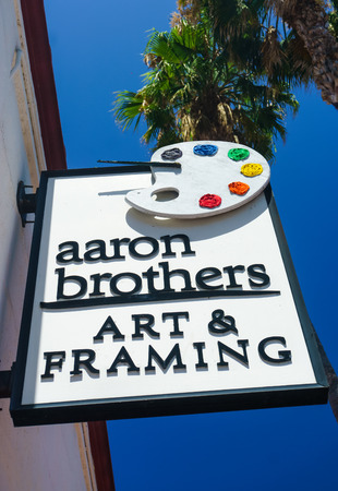 SANTA BARBARA, CA/USA - JULY 26, 2015: Aaron Brothers store and sign. Aaron Brothers is an art supply store chain in the United States.のeditorial素材