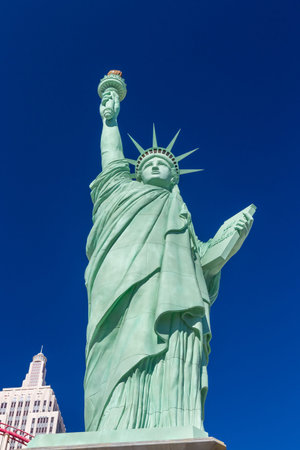LAS VEGAS, NV/USA - FEBRUARY 15, 2016: Replica of Statue of Liberty at New York-New York Casino. New York-New York is a casino on the Las Vegas Strip.のeditorial素材
