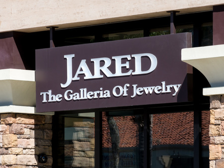 MISSION VIEJO, CA/USA - APRIL 2, 2016: Jared jewelry store exterior and logo. Jared is a subsidiary ofSterling Jewelers, Inc. an American specialty jewelry company.のeditorial素材