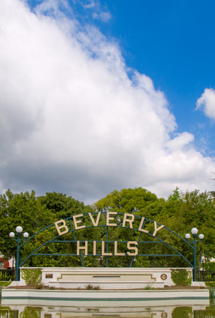 BEVERLY HILLS, CA/USA - APRIL 10, 2016: Beverly Gardens Park adjacent to Rodeo Drive.のeditorial素材