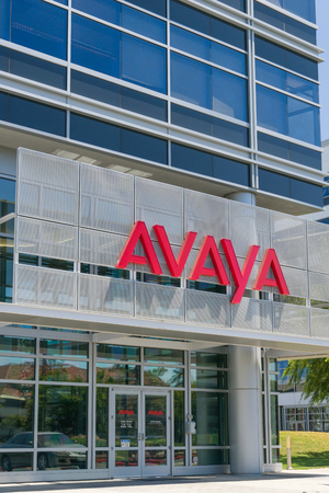 SANTA CLARA, CA/USA - JULY 29, 2017: Avaya corporate headquarters exterior and logo. Avaya is an American multinational technology specializing in voice data communication systems and services.のeditorial素材