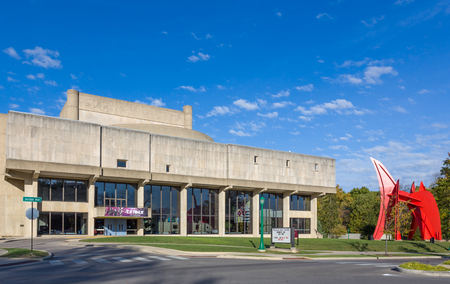 BLOOMINGTON, IN/USA - OCTOBER 22, 2017: The William and Gayle Cook Music Library on the campus of the University of Indiana.のeditorial素材