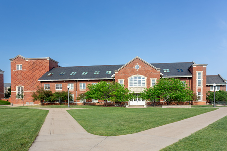 URBANA, IL/USA - JUNE 2, 2018: Mechanical Engineering Laboratory on the campus of the University of Illinois at UrbanaâChampaign.のeditorial素材