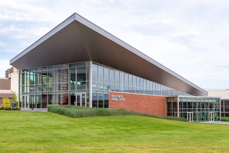 FAYETTEVILLE, AR/USA - JUNE 7, 2018: Fred W. Smith Football Center on the campus of the University of Arkansas.のeditorial素材