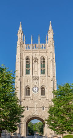 COLUMBIA, MO/USA - JUNE 8 , 2018: Memorial Union Tower on the campus of the University of Missouri.のeditorial素材