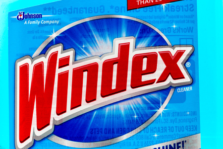ST. PAUL, MN/USA - FEBRUARY 28, 2019: Windex bottle glass cleaner and and trademark logo. Windex is owned by the  S. C. Johnson Company.のeditorial素材