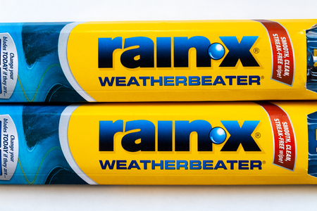 ST. PAUL, MN/USA - FEBRUARY 21, 2019: Rain-X Weatherbeater windshield wiper blades and trademark logo. Rain-X is a brand of automobile replacement parts and chemicals.のeditorial素材