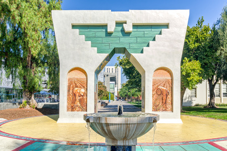 SAN JOSE, CA/USA - OCTOBER 21, 2018: Silva Family Fountain and Cesar Chavez Monument on the campus of San Jose State University.のeditorial素材