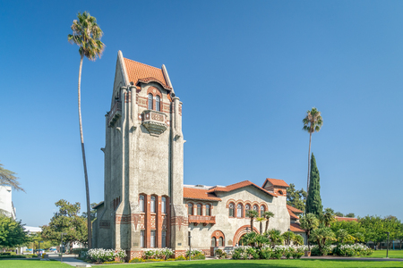 SAN JOSE, CA/USA - OCTOBER 21, 2018: Tower Hall and Washington Square on the campus of San Jose State University.のeditorial素材