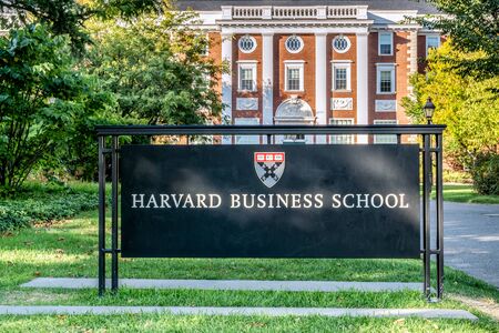 ALLSTON, MA/USA - SEPTEMBER 29, 2019: Entrance and sign to the Harvard Business School.のeditorial素材