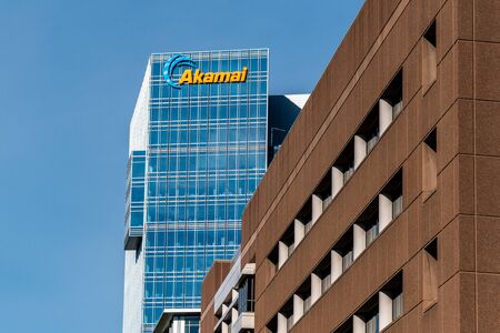 CAMBRIDGE, MA/USA - SEPTEMBER 29, 2019: Akamai Technologies headquarters and trademark logo.のeditorial素材