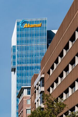 CAMBRIDGE, MA/USA - SEPTEMBER 29, 2019: Akamai Technologies headquarters and trademark logo.のeditorial素材
