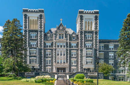 DULUTH, MN/USA - JUNE 16, 2020:  Entrance and Tower Hall at The College of  St. Scholastica.のeditorial素材