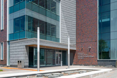 DULUTH, MN/USA - JUNE 19, 2020: Heikkila Chemistry and Advanced Materials Science Building at the campus of the University of Minnesota-Duluth.のeditorial素材