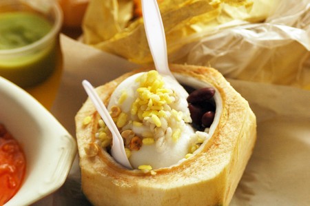 coconut ice cream の写真素材