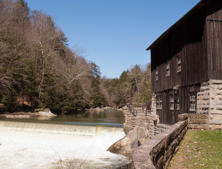 PORTERSVILLE, PENNSYLVANIA, USA 4-20-2018 McConnells Mill Grist Mill building. The mill, one of the first in America operated from 1852 til 1928 on Slippery Rock creek and is now owned by the Pennsylvania State parks system.のeditorial素材