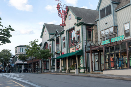 Bar Harbor, Maine, USA â 29 July 2017: View of main street in the early morning, 5:21am, before the crowds of tourists engulf the streets on their summer vacations.のeditorial素材