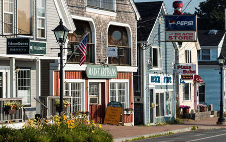 Lincolnville, Maine, USA - 2 August 2017: Main street stores in Lincolnville Maine a coastal community in the mid coast area of Maine USA.のeditorial素材