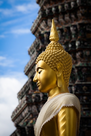 Buddha statue in Wat Aroon temple の写真素材