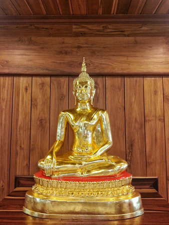 Golden buddha  の素材
